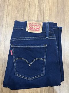 Levis jeans hotsell 701 super skinny