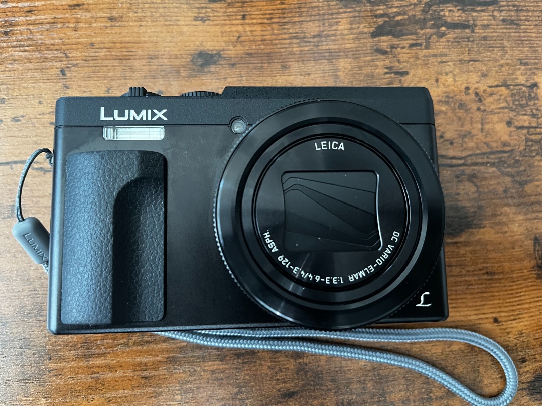(LIGHTLY USED) PANASONIC LUMIX DCZS70, Photography, Cameras on Carousell