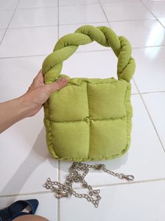 (Kategori: ) berada di . Dikirim oleh fourthchild (ID iklan 1260854874, Gambar 1). Deskripsi: .