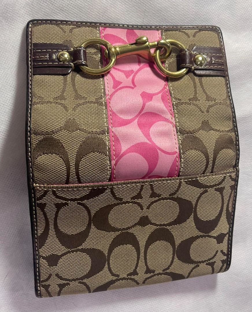 LIMITED EDITION ! COACH BIFOLD WALLET, Luxury, Bags & Wallets on Carousell