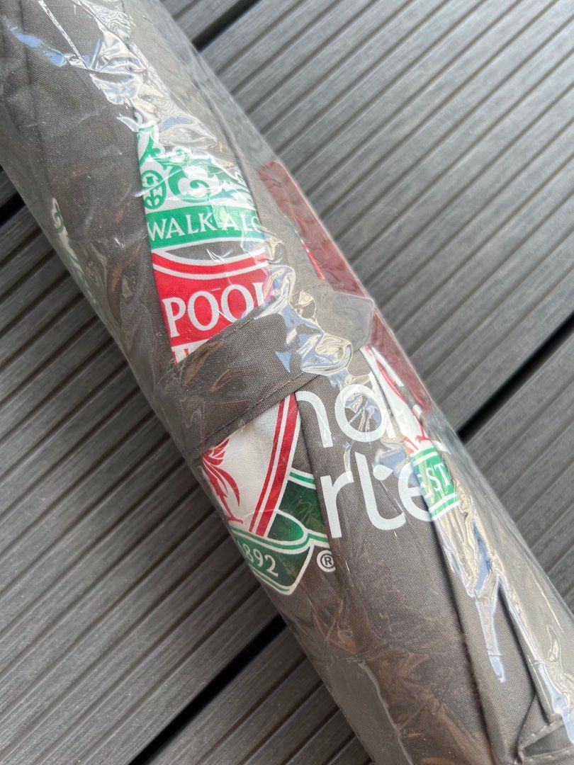 Liverpool LFC Standard Chartered SCB Golf Umbrella, Hobbies & Toys