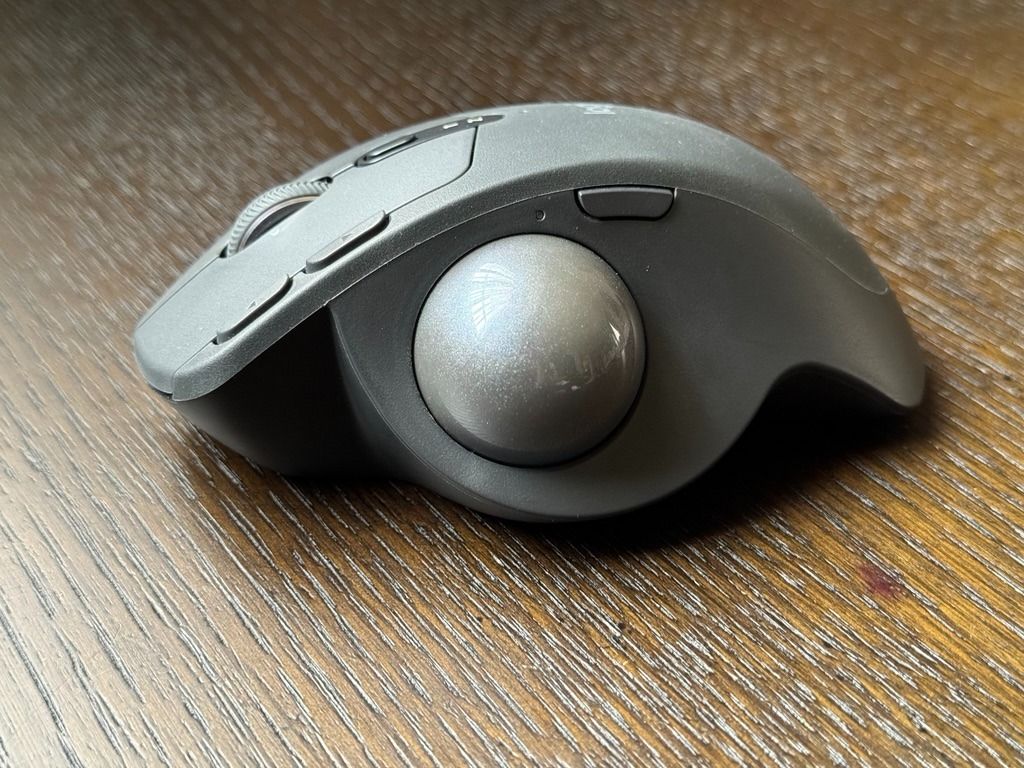 Logitech MX Ergo Trackball Mouse, Computers & Tech, Parts & Accessories
