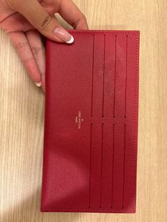 LV S-Lock Vertical Wearable Wallet 81522 – TasBatam168