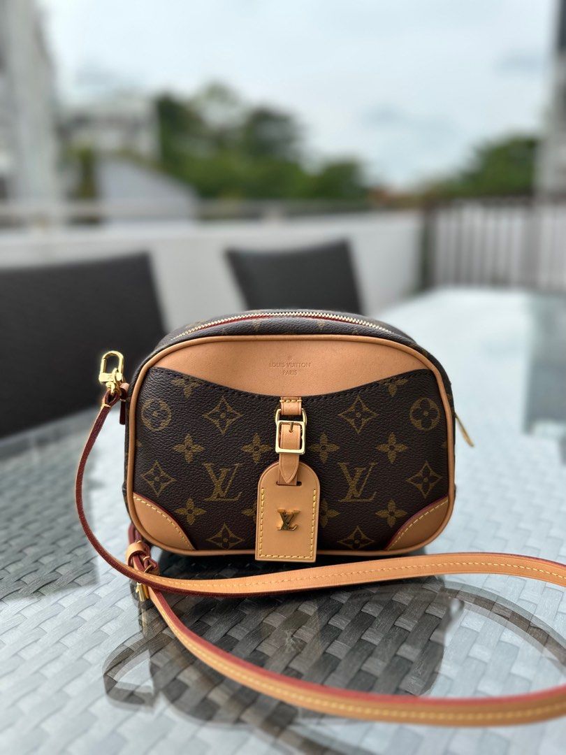 Louis Vuitton Deauville Mini Bag Monogram, Luxury, Bags & Wallets on  Carousell