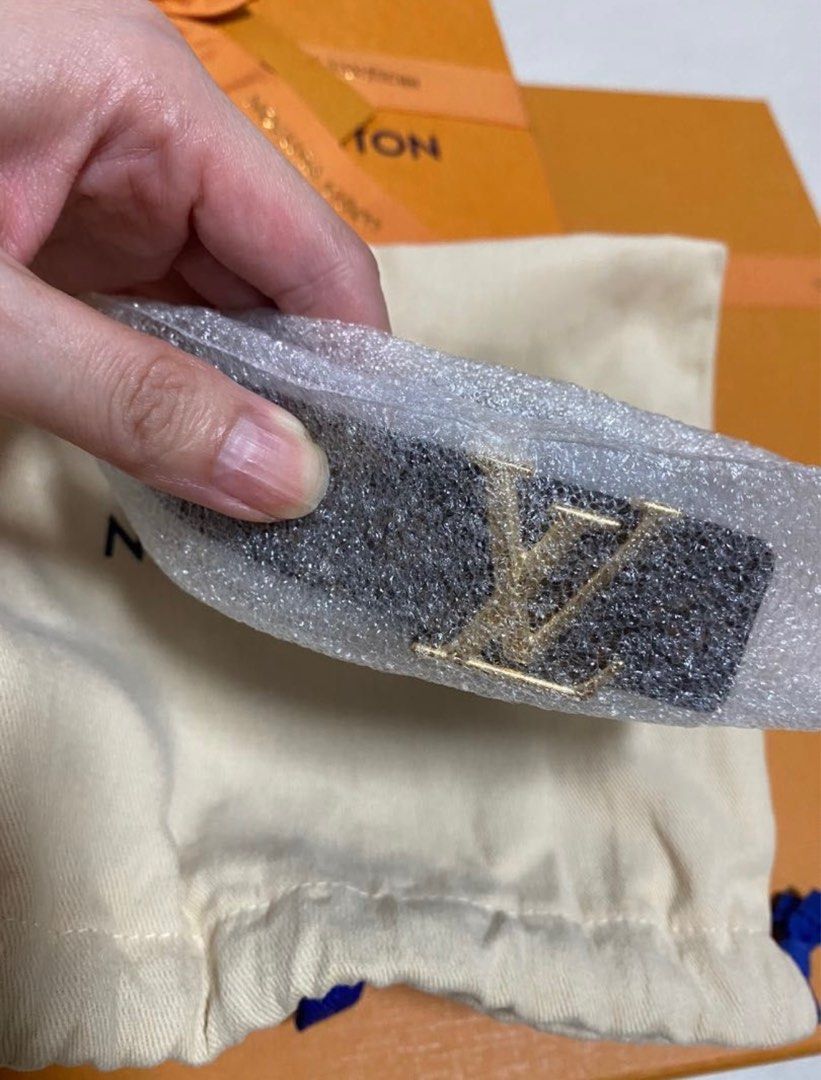 Iconic LV 25mm reversible belt, Luxury, Accessories on Carousell