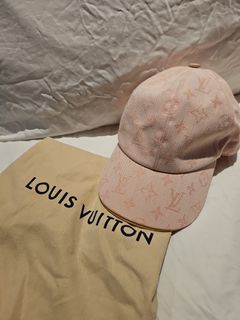 Leather cap Louis Vuitton Pink size L International in Leather - 34554502