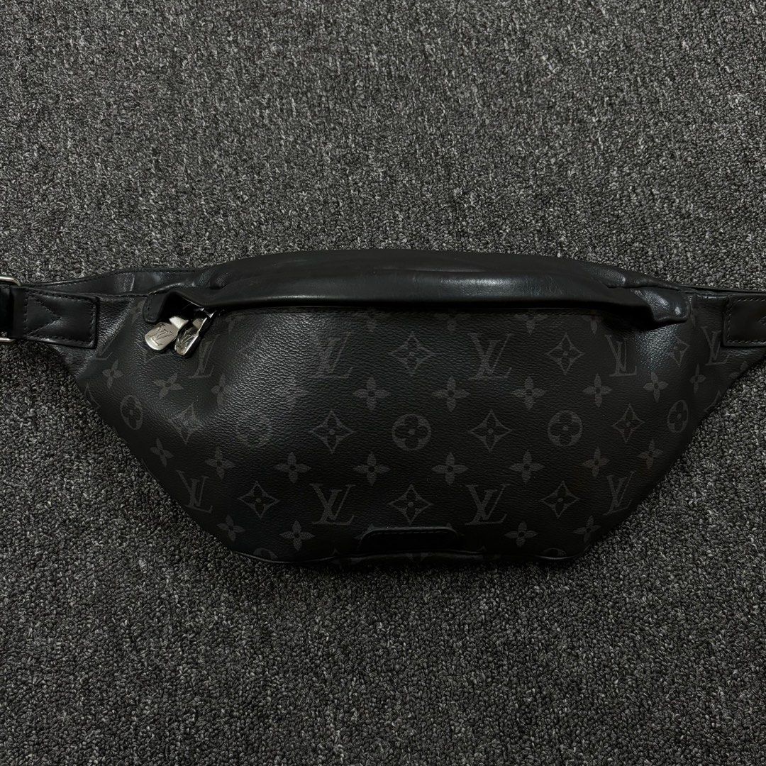 Louis Vuitton Damier Graffit Discovery Man/Woman BumBag