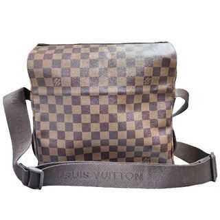 Trio messenger leather bag Louis Vuitton Black in Leather - 36808062