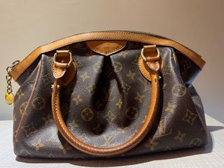 Shop Louis Vuitton Exclusive online prelaunch - key pouch (M80905