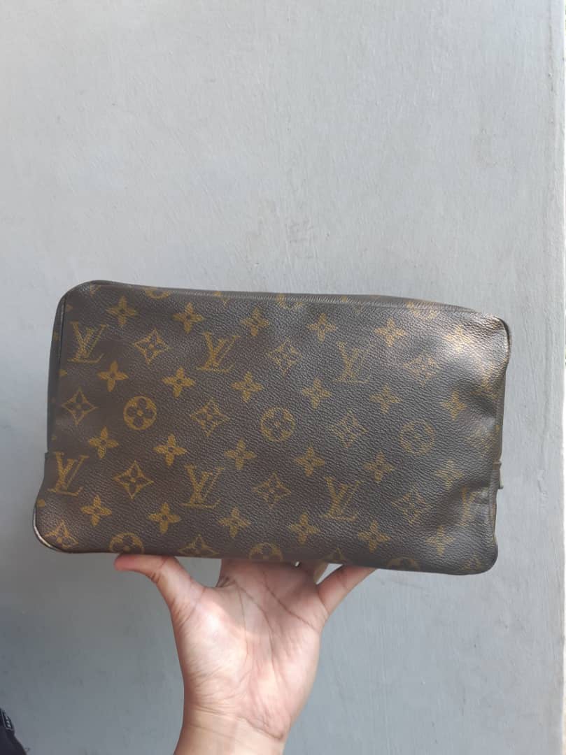 Pre-Owned Louis Vuitton Trousse Toilette 28 Monogram Bag 