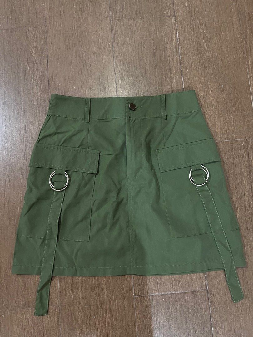 Lovito Cargo Skirt (Category: Skirts) located in Cavite. Submitted by declutterandshop (Listing ID 1260960408, Image 1). Description: Brand new with tag Rfs: Decluttering.