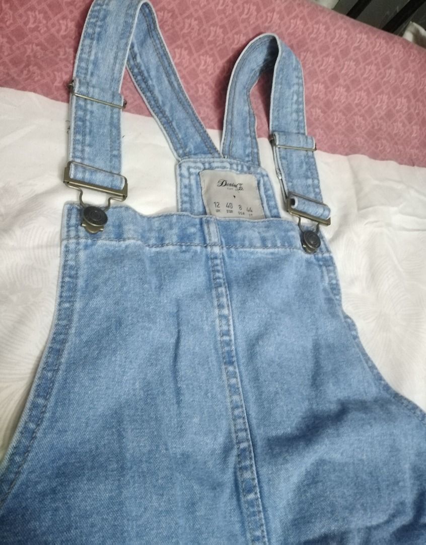 MAONG JUMPER (Category: Dresses) located in Taguig. Submitted by juls0607 (Listing ID 1260917257, Image 2). Description: Maong jumper, medium size Width - 18" Length - 33' to 36" Nice for teenager.