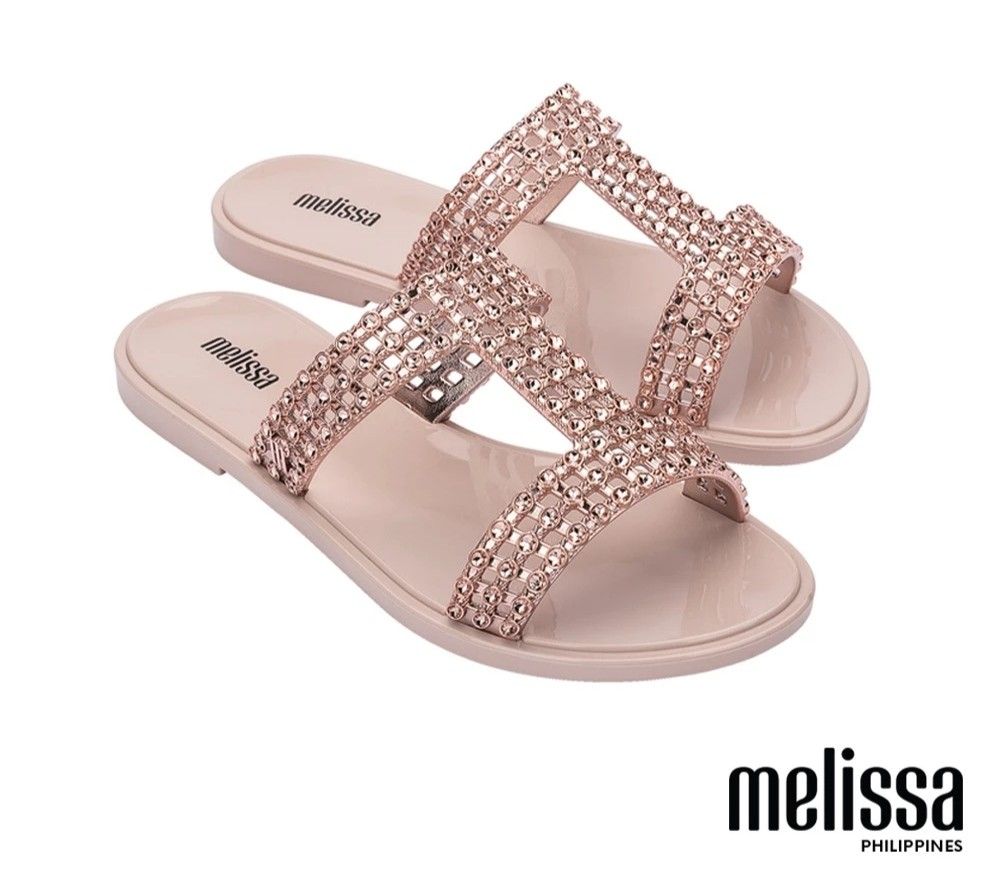 Melissa Slip On Size 6, 8 (Category: Flats & Sandals) located in Pasig City. Submitted by mariasofia2nd (Listing ID 1156169904, Image 1). Description: Melissa Size 6, 8 Brand New Guaranteed Original.