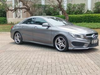 Mercedes Benz CLA 200 AMG 2015 Grey dp ceper cukup 42jt aja