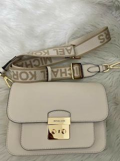 Michael Kors Ava Medium Saffiano Leather Purse - $80 (64% Off