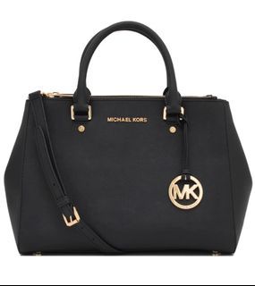 💯ORIGINAL MICHAEL KORS CORA MEDIUM NYLON, Luxury, Bags & Wallets on  Carousell