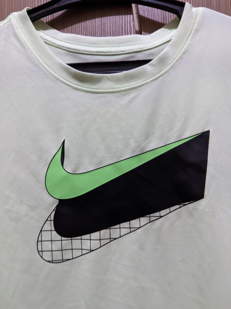 womens neon nike shirt