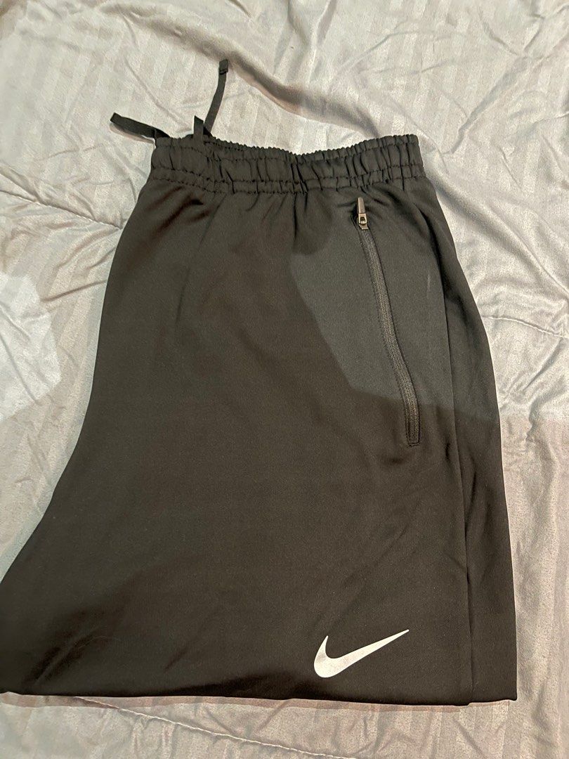 Nike running phantom essentials jogger deals