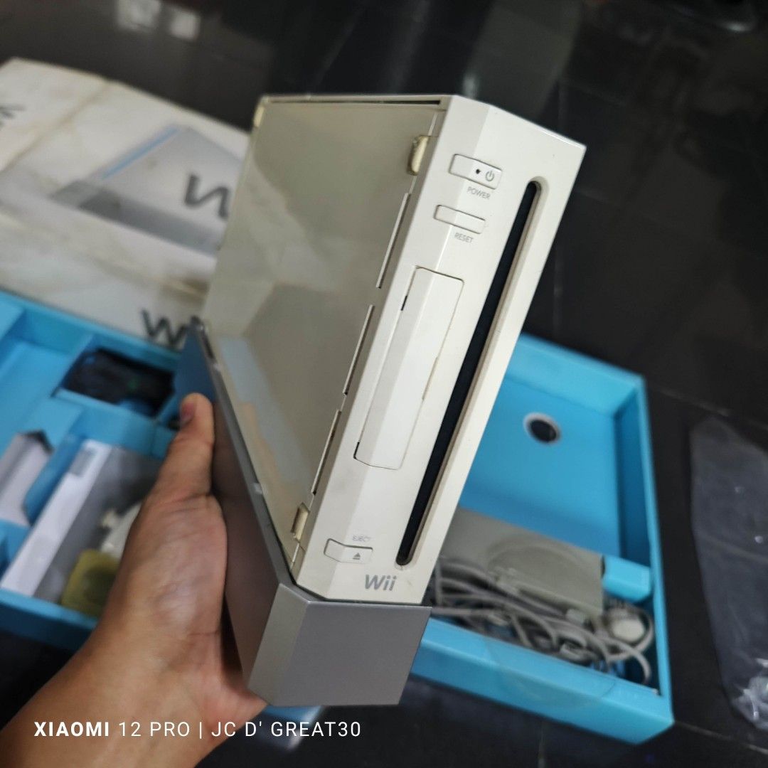 Nintendo Wii Console Complete with Accessories, Video Gaming, Video