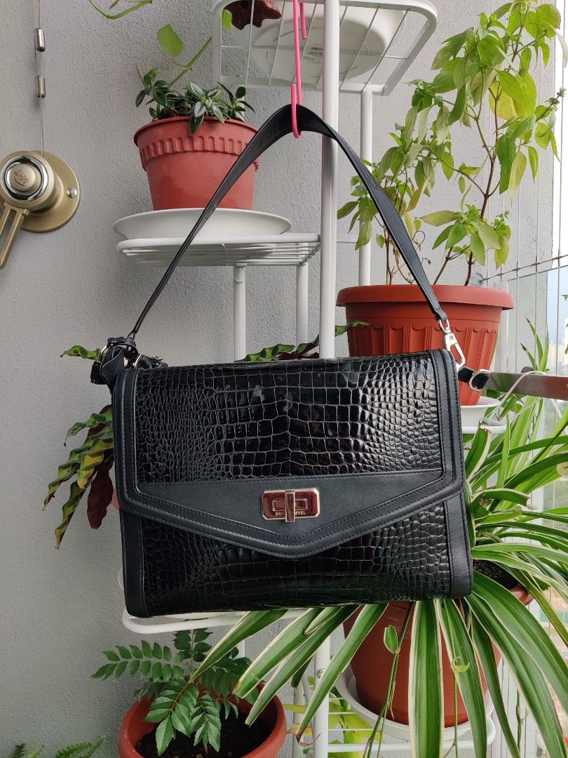 Braun buffel handbag price outlet