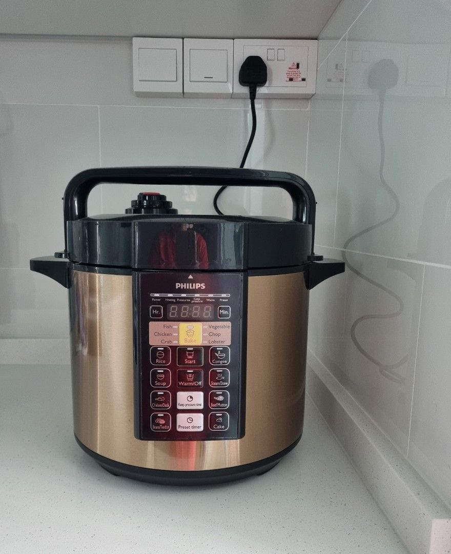 Philips Viva collection 6L pressure cooker HD2139, Furniture & Home