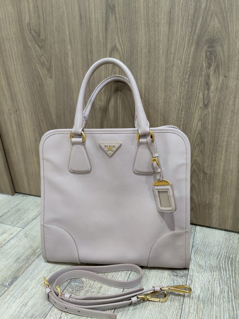 Prada Saffiano Cuir Double Large Tote Bag, Luxury, Bags & Wallets on  Carousell