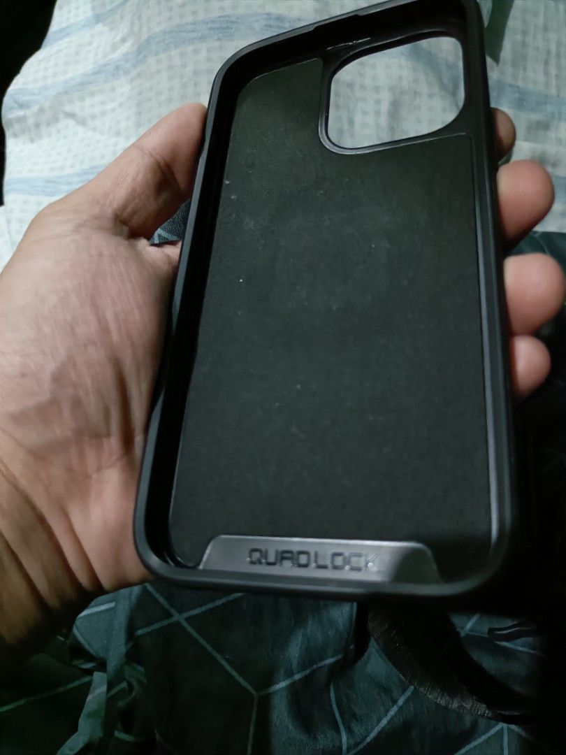 Quadlock Case for iPhone 14 Pro Max, Mobile Phones & Gadgets, Mobile