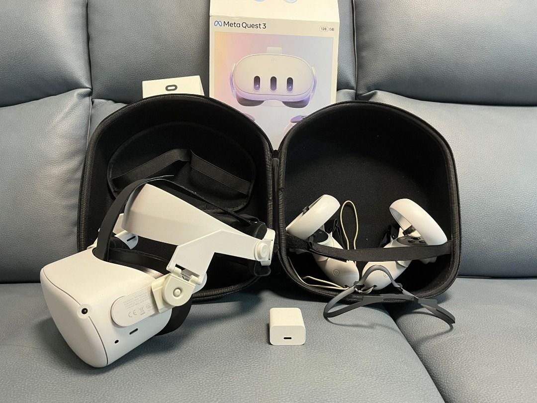 Quest 2 VR Headset 64GB, 電子遊戲, 遊戲機配件, VR 虛擬實境- Carousell