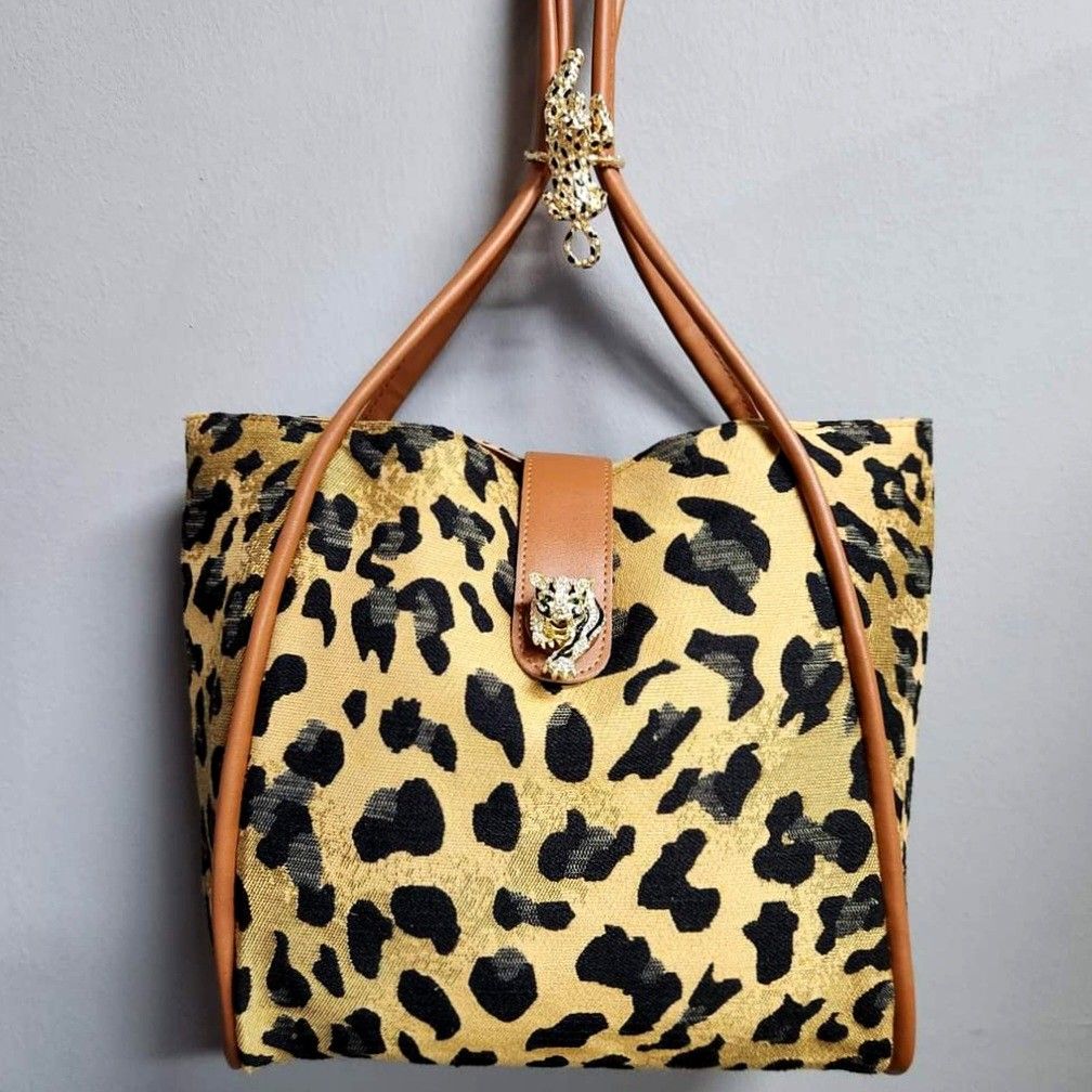 Cheetah tote 2024