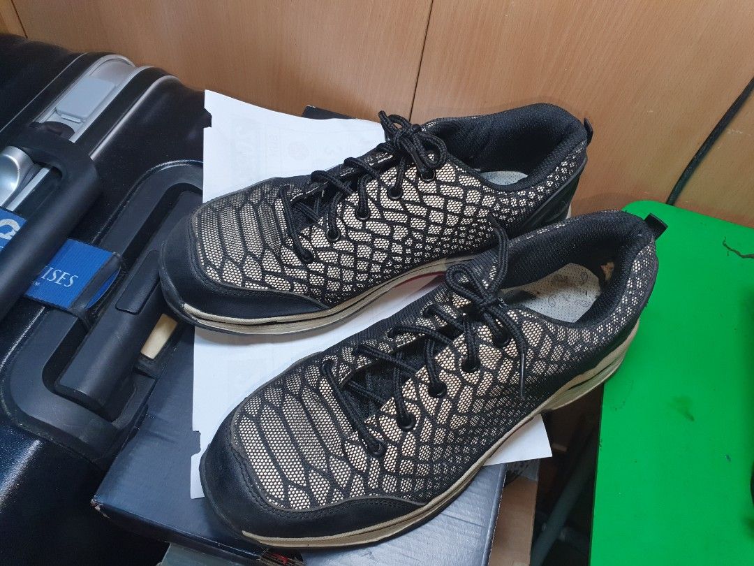 Caterpillar shoes trinoma hot sale