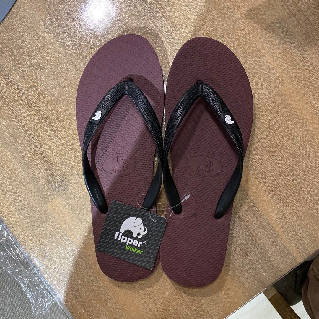 Maroon shop flip flops