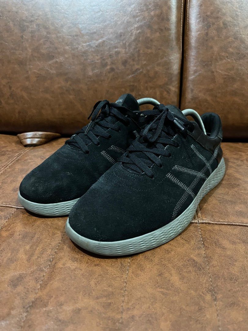 Skechers on the go glide sharp store