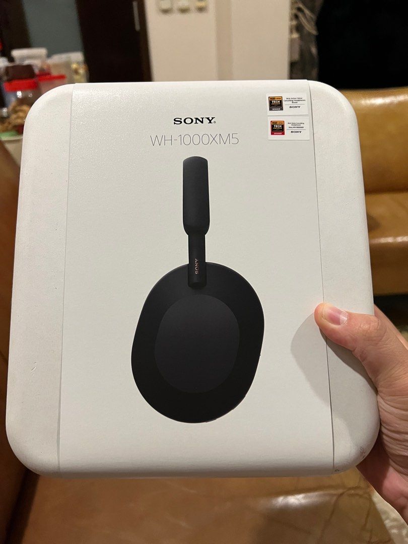 Sony XM5 headphones, Audio, Headphones & Headsets on Carousell