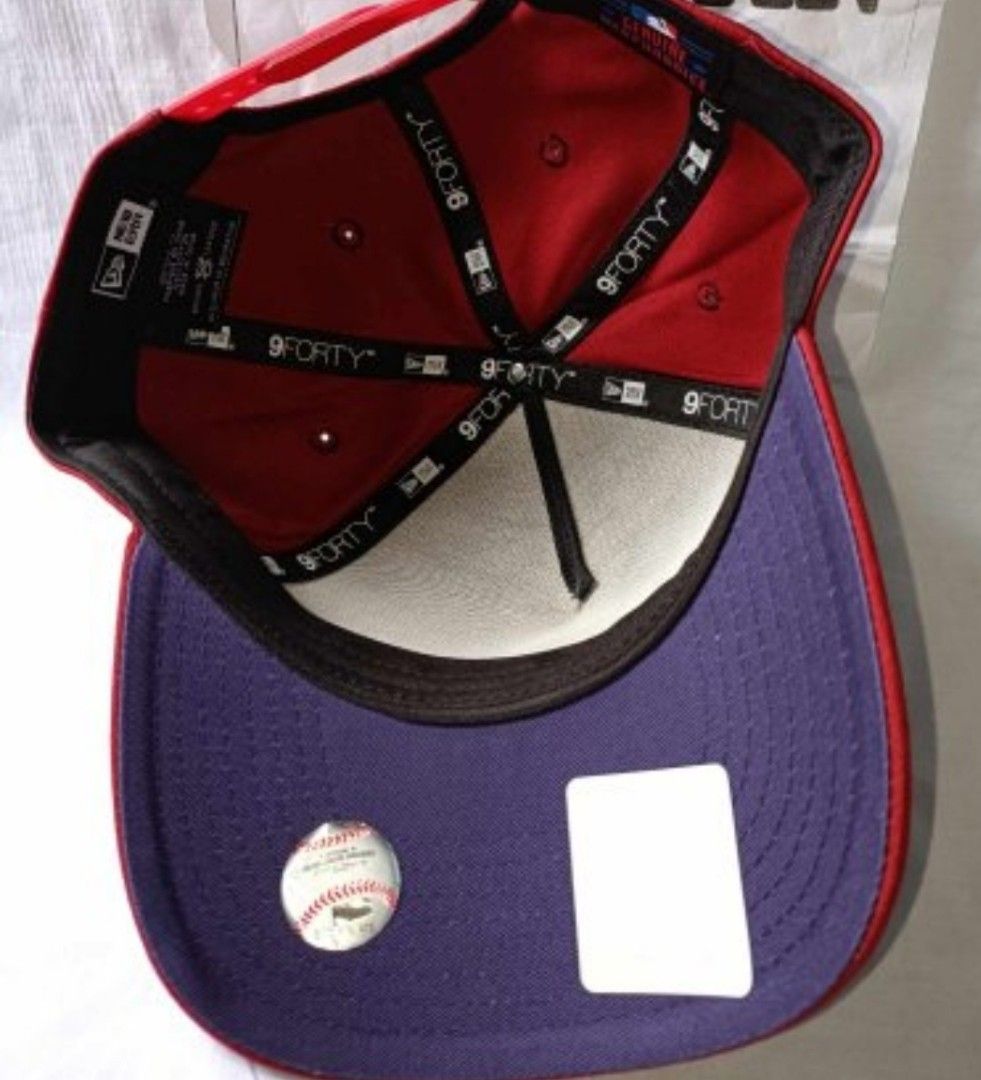 SOX 9Forty A-frame New Era cap snapback (Category: Luxury Accessories) located in Quezon City. Submitted by aco_tan_312 (Listing ID 1260860121, Image 2). Description: brand new and 100% legit. complete with tags and sticker..