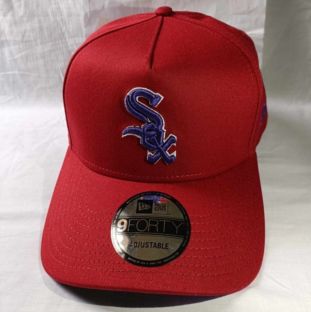 SOX 9Forty A-frame New Era cap snapback (Category: Luxury Accessories) located in Quezon City. Submitted by aco_tan_312 (Listing ID 1260860121, Image 1). Description: brand new and 100% legit. complete with tags and sticker..