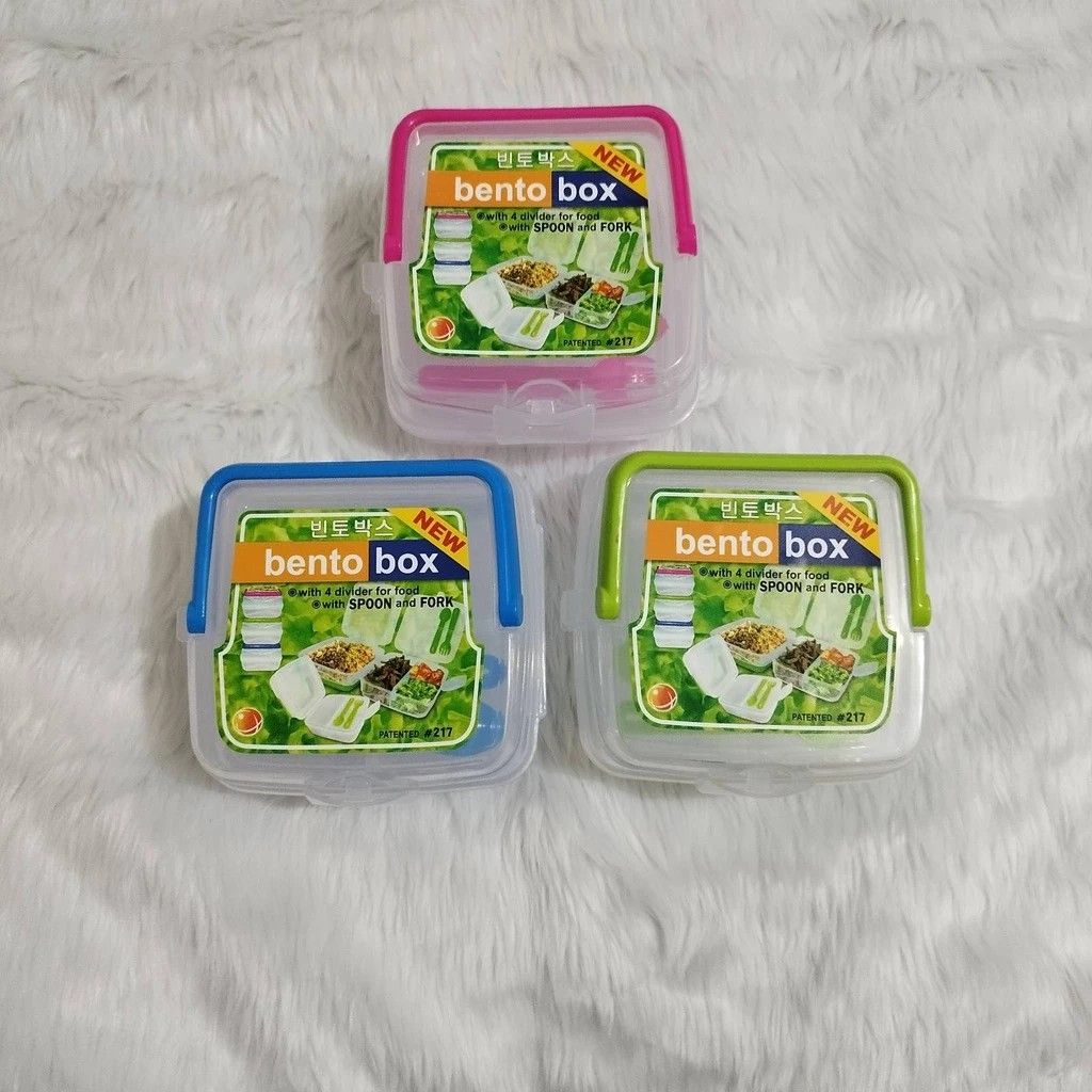 Square Lunch Box Bento Box Food Keeper (Category: Food Organization & Storage) located in Manila. Submitted by xcel.prime (Listing ID 1260851509, Image 1). Description: Square Lunch Box with 4 compartments Bento Box Food Keeper Dimensions 15 x 15 x 10cm Item Type:Lunch box Capacity: approx 1-2L Material: Plastic Package include:1 x Lunch Box with utensils Made by Environmentally friendly materials high quality and candy color,make you have a good