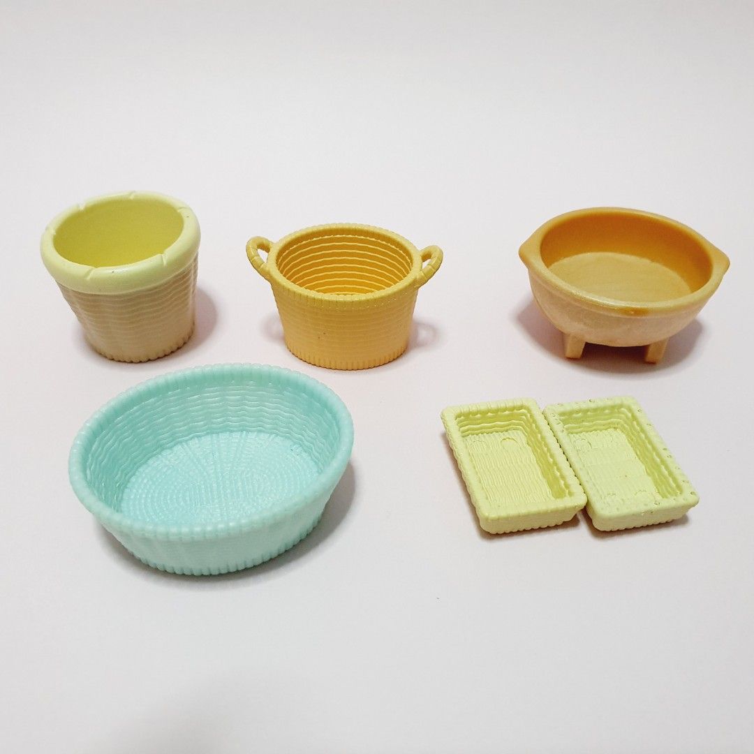 Sylvanian Families Spare Basket Miniature (Category: Kids Toys) located in Taytay. Submitted by kyo.mono (Listing ID 1260964624, Image 1). Description: Good as new Auth from Japan Sold per piece.
