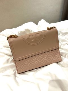 （分類：）位於 。 由 ching521 提交（商品編號 1260898008，圖片 1）。簡介： 。