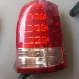 Toyota wish zne 10 tail light