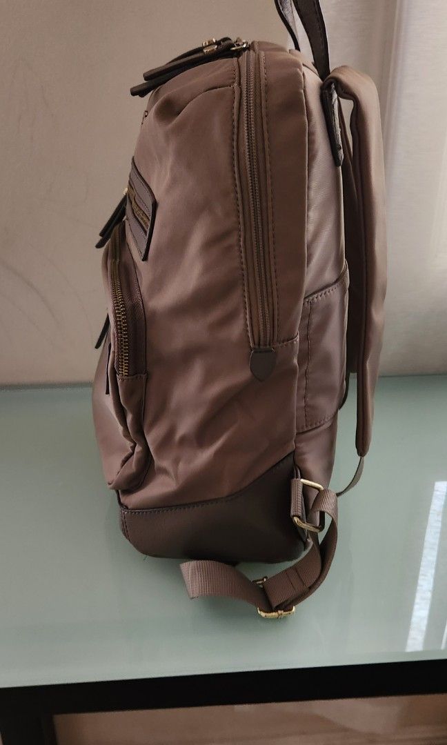 Travanti Laptop Bag