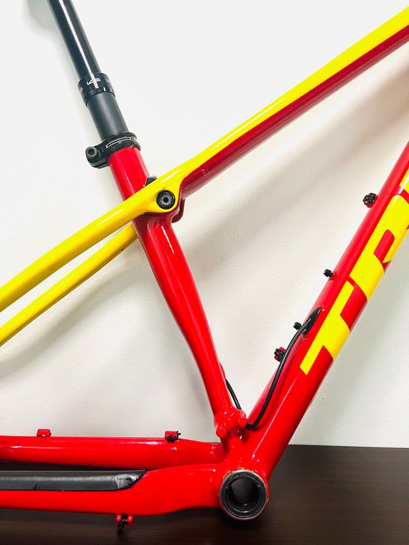 Frame hotsell trek procaliber