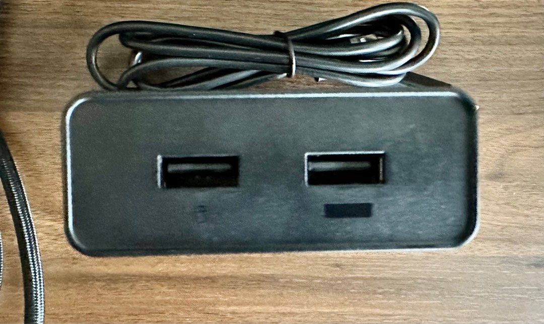 UGREEN KVM Switcher Box + UGREEN 4K 3D Braided HDMI Cable 2.0 (Category: Cables & Adaptors) located in Quezon City. Submitted by simplysortedph (Listing ID 1260950145, Image 3). Description: Inclusions: - UGREEN KVM Switch 2 in 1 Out 4K HDMI Switcher Box and Extended 4 Ports USB Hub Manual Sharing Box with USB Cables for Computer PC Laptop Desktop Monitor TV Printer Keyboard Mouse - 2x 1 meter UGREEN 4K 3D Braided HDMI Cable 2.0 for PC TV Project