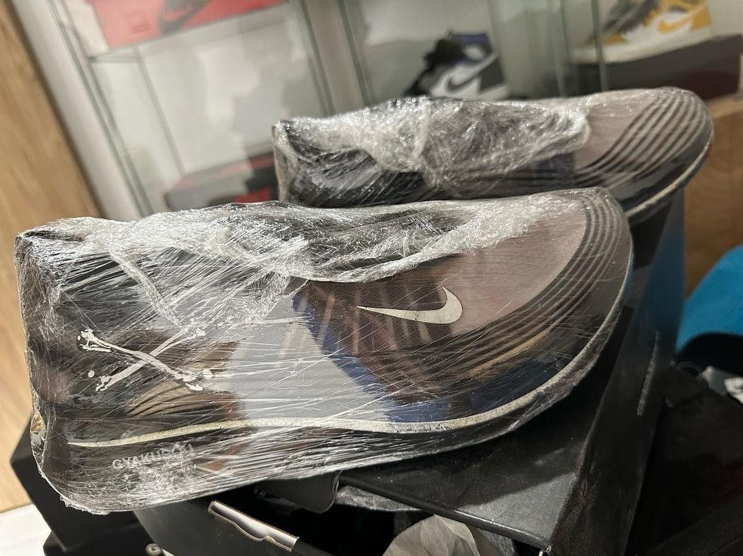 Undercover zoom fly discount