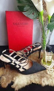 Valentino Garavani shoes from japan🇯🇵