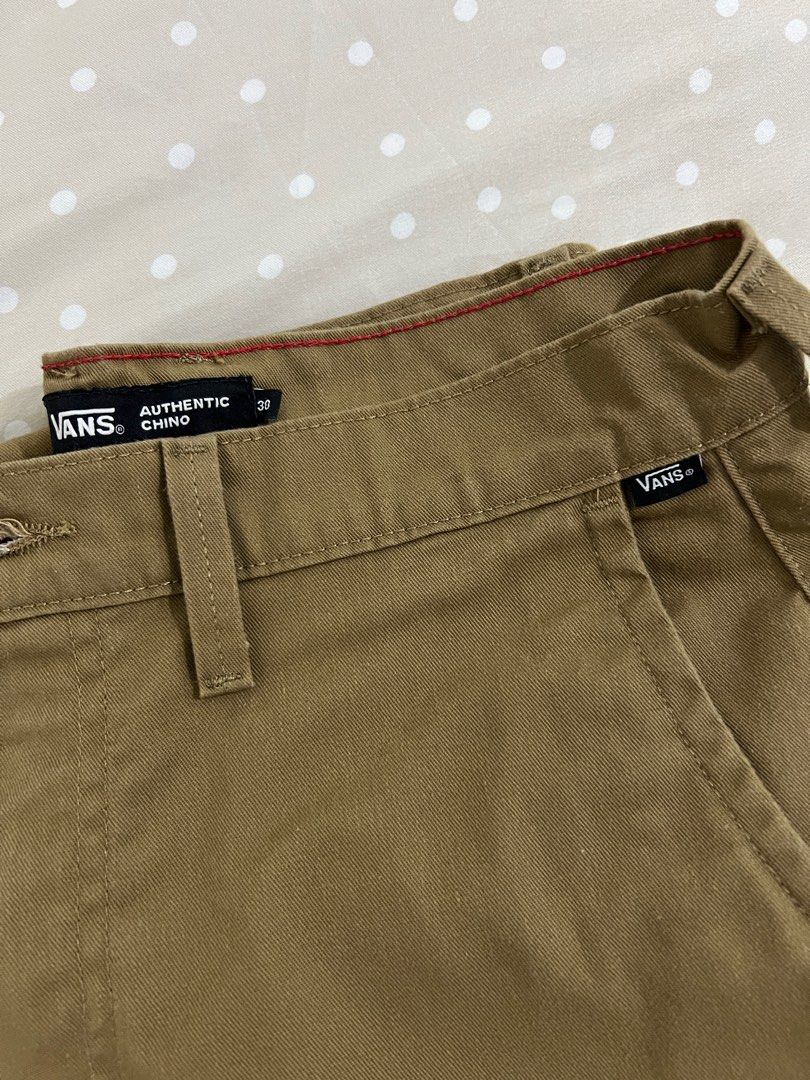 Vans authentic chino (Category: Chinos) located in Kuala Lumpur. Submitted by pablopaa6 (Listing ID 1260878607, Image 1). Description: .