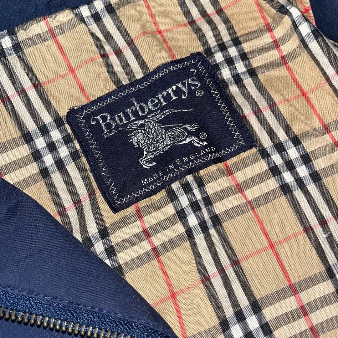 Vintage Navy Burberry Harrington Jacket, Men's Fashion, Coats