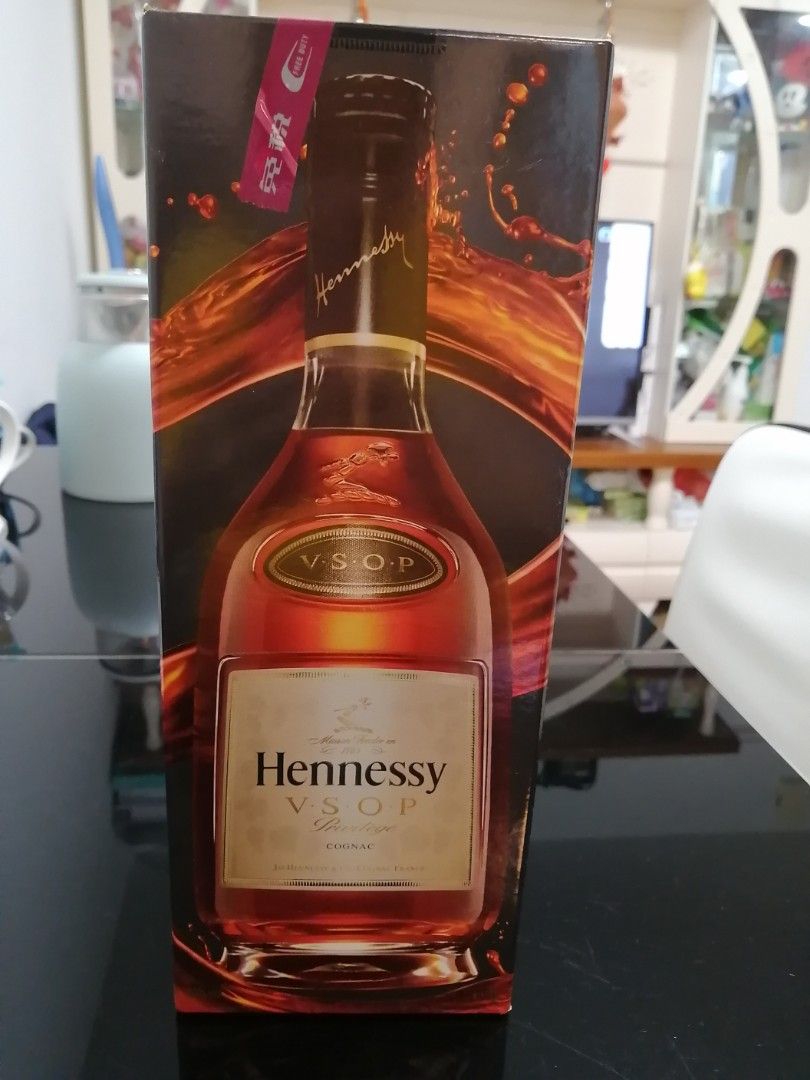 得一支，VSOP Hennessy 1000ml 全新，未開封, 嘢食& 嘢飲, 酒精飲料