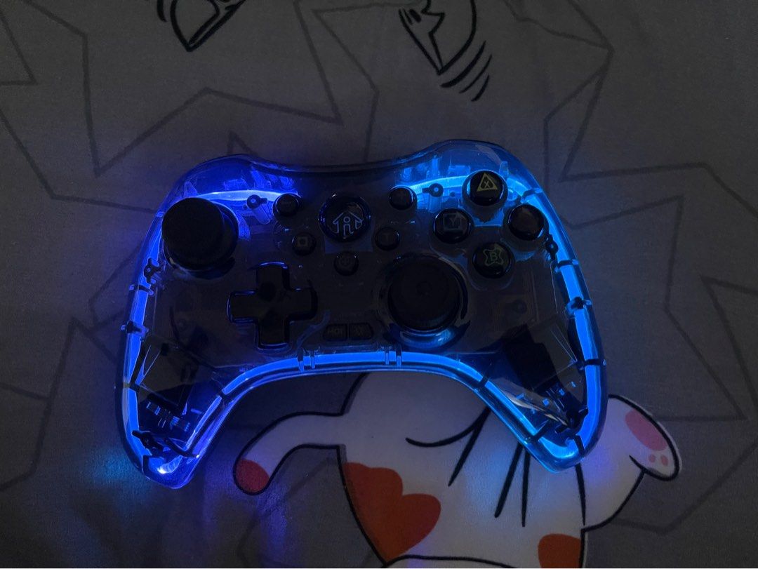wireless controller (Category: Controllers) located in Singapore. Submitted by wongjh0602 (Listing ID 1260907229, Image 2). Description: buy for my nitendo switch but already long time never play switch so just sell it,it can be connect to your pc also.