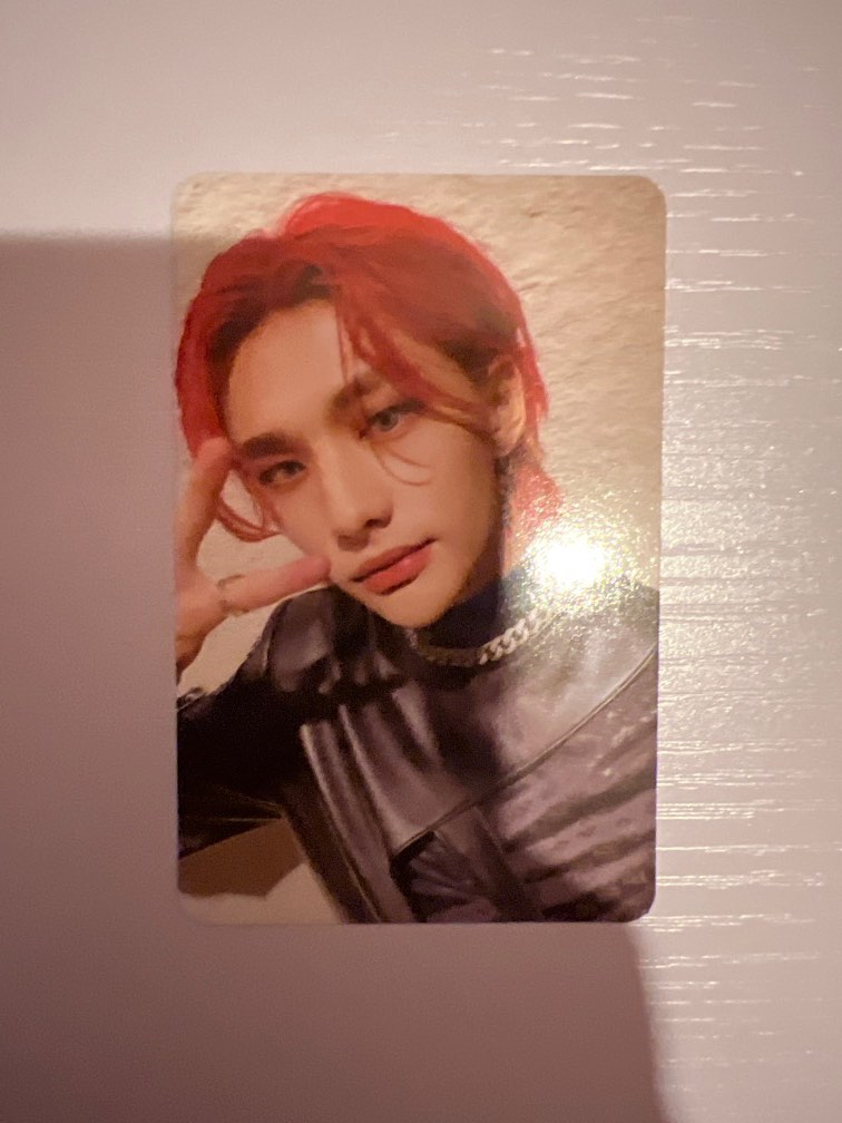 [WTT] Hyunjin jewel case pc skz stray kids, Hobbies & Toys, Memorabilia