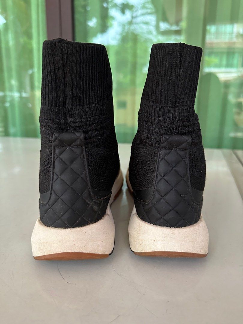 Ultra boost high top store